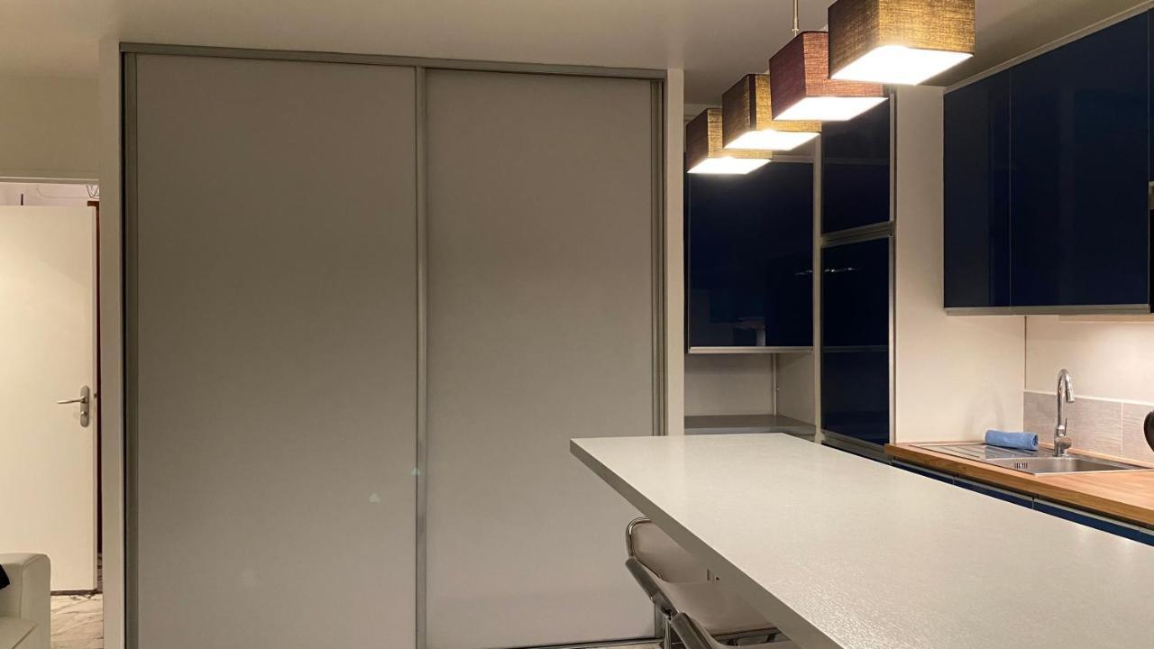Appartement Azur Climatise, Wifi, Ascenseur A 75 M De La