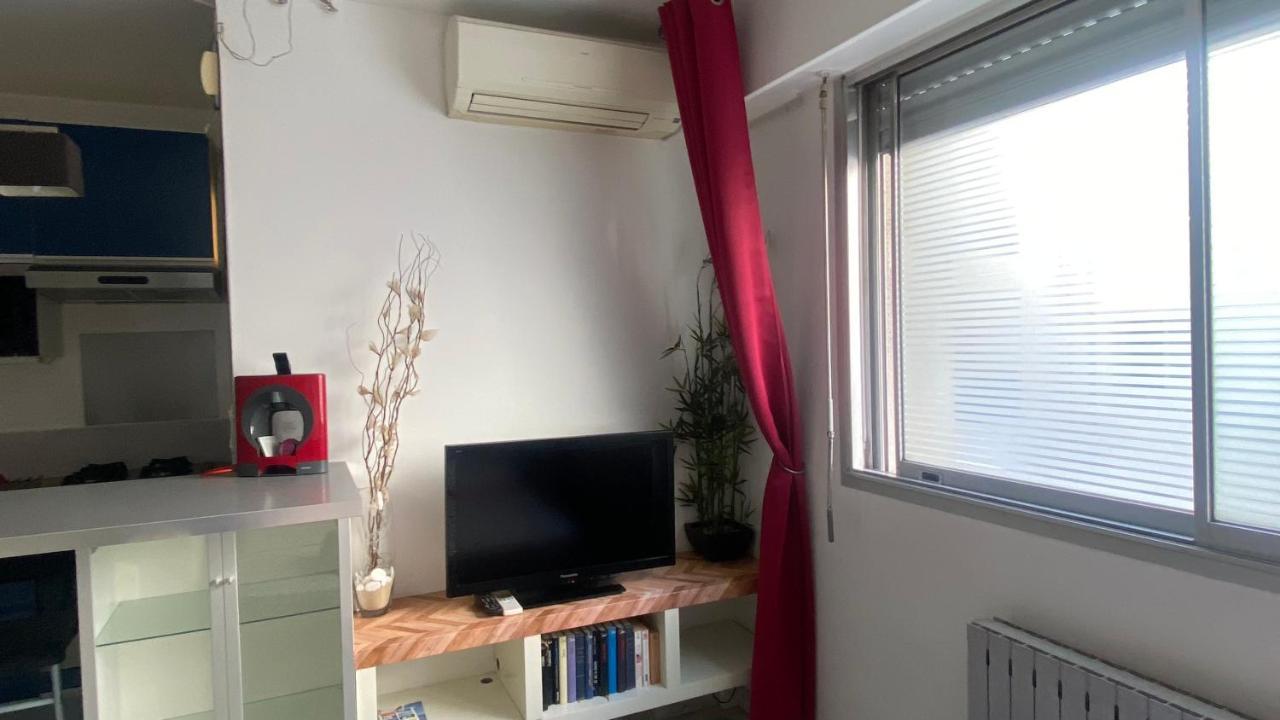 Azur Climatise, Wifi, Ascenseur A 75 M De La
