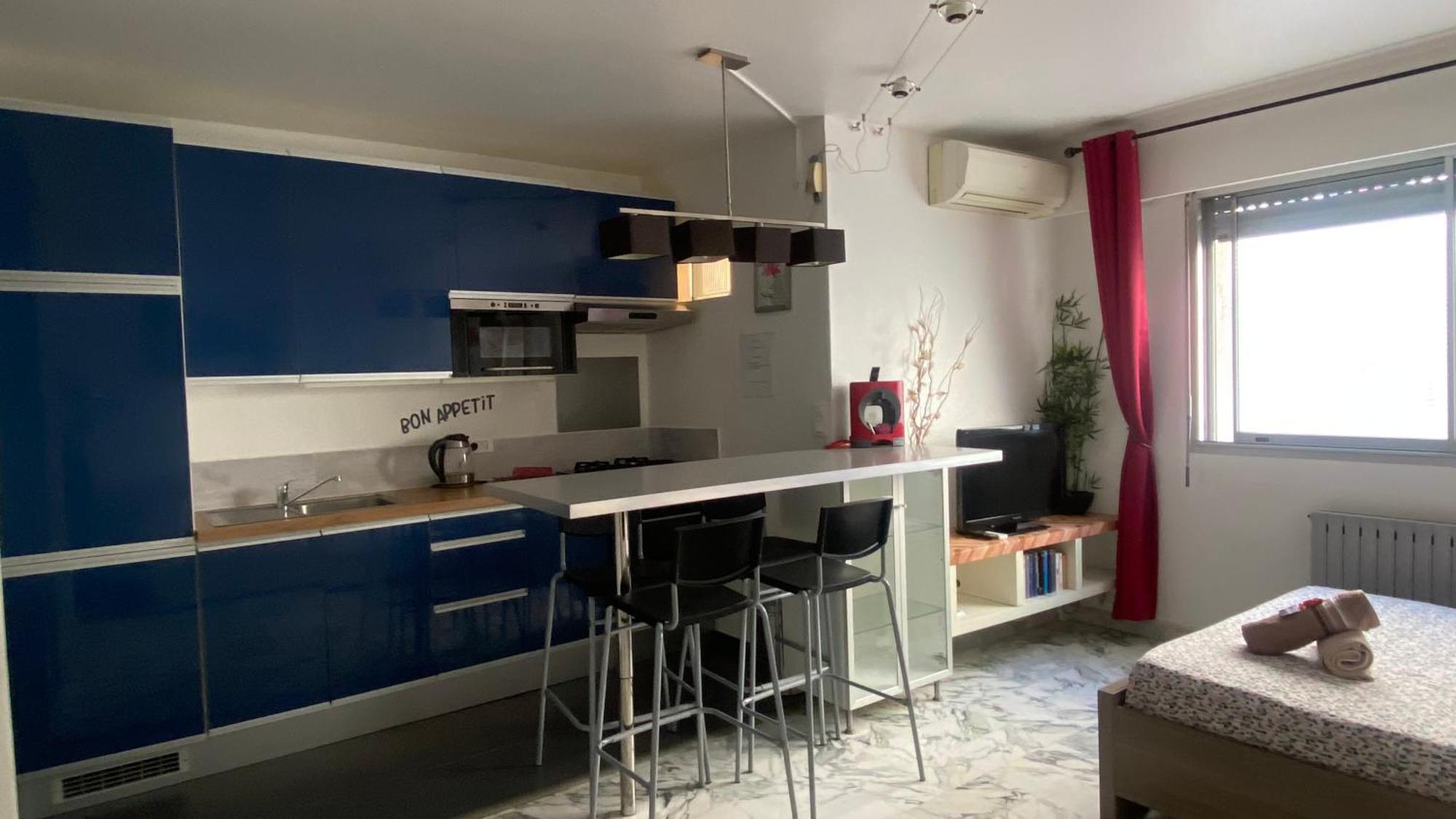 Azur Climatise, Wifi, Ascenseur A 75 M De La Appartement Toulon